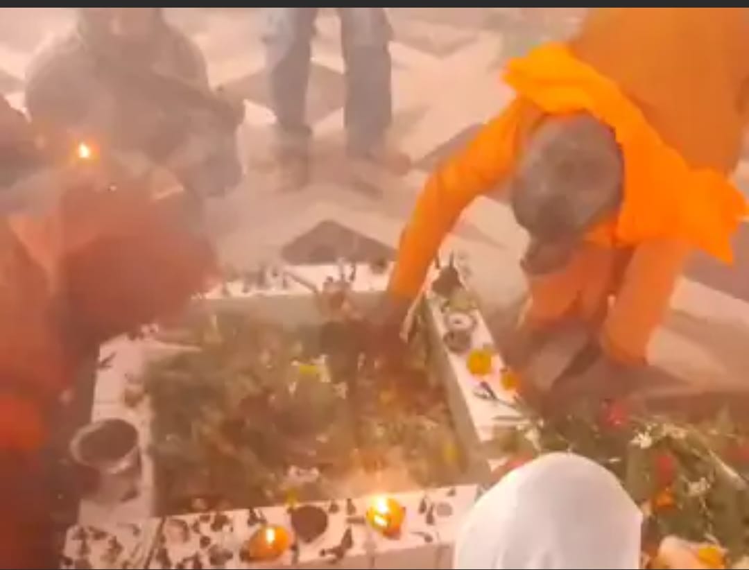 सूरतगंज क्षेत्र में प्राचीन वनखंडेश्वर महादेव मंदिर