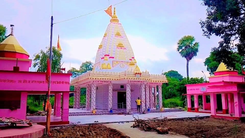 पावन मंदिर परिसर